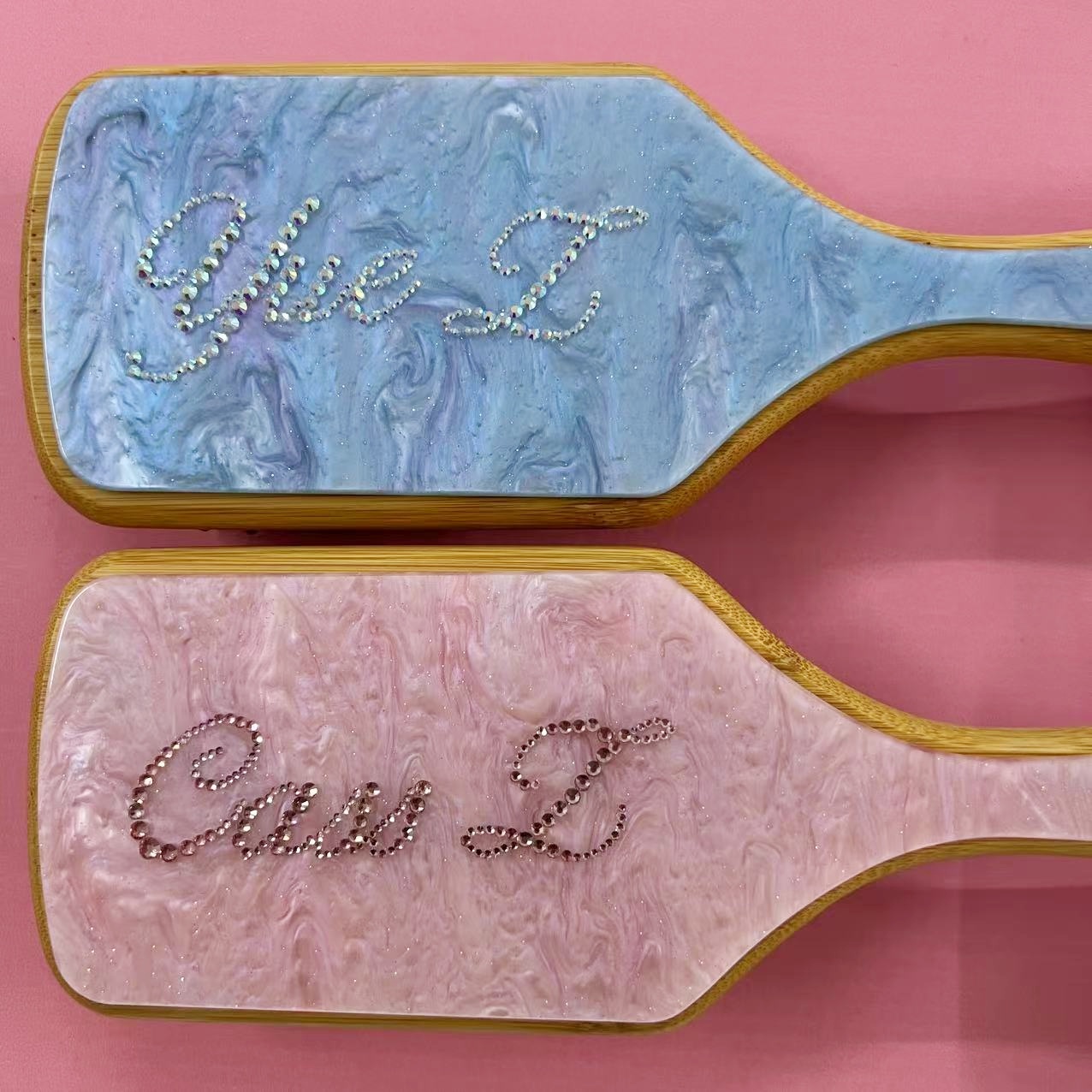 Hair Care Names - Kişiselleştirilmiş Büyük Boy İsimli Saç Fırçası